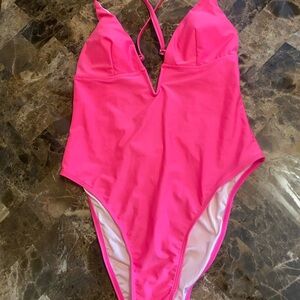 Cupshe Neon Pink Plunge One-Piece Swimsuit size medium NWT